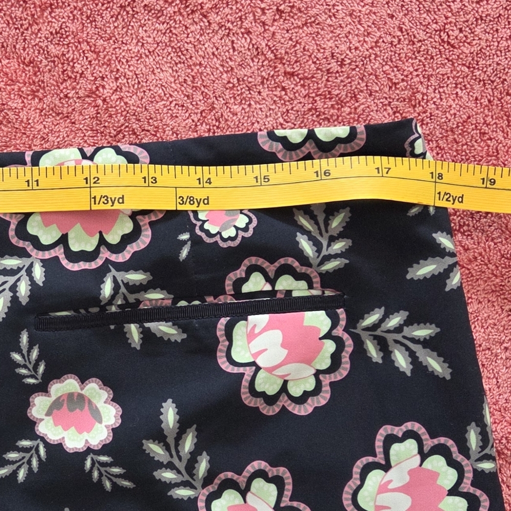 Golftini Floral Navy Golf Skirt Skort Sz 10 L Pockets Tennis Pickleball NWOT - Picture 4 of 10